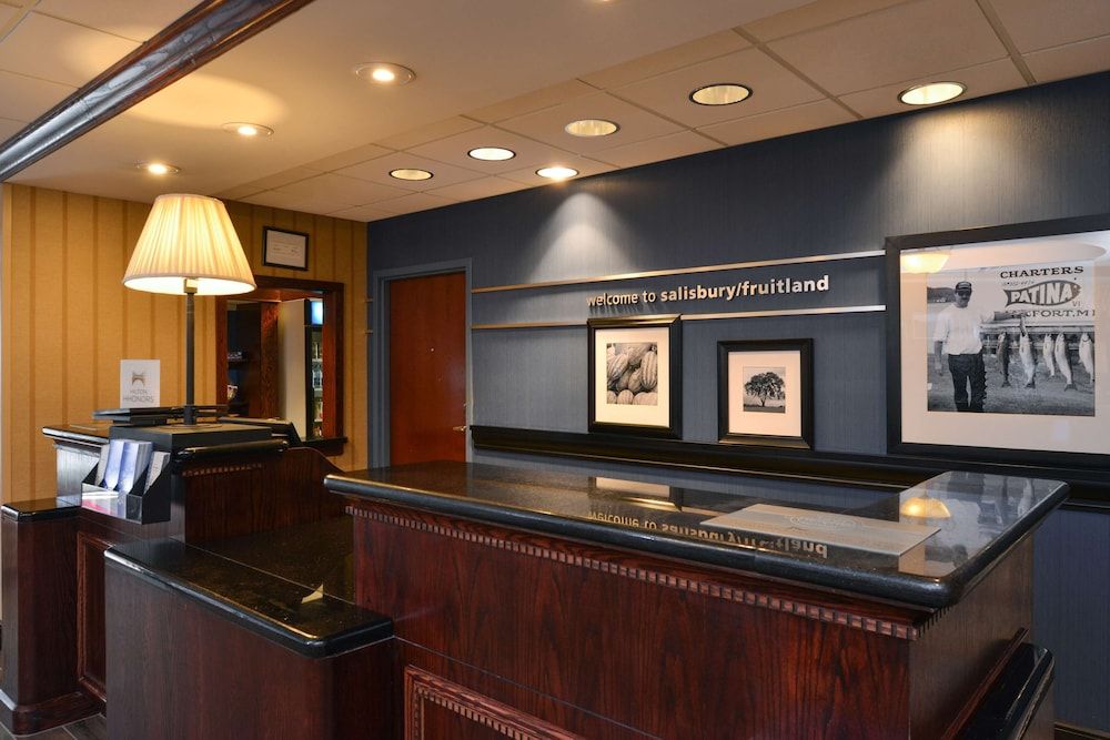 Hampton Inn & Suites Salisbury/Fruitland 2