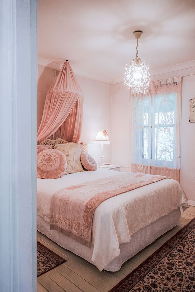 Jasmine's Cottage 2
