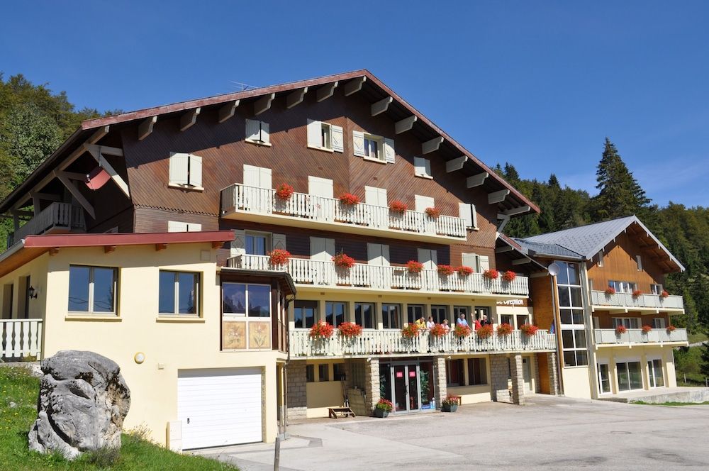 Odésia Vacances Chalet le Grépillon 3 estrellas en Les Rousses