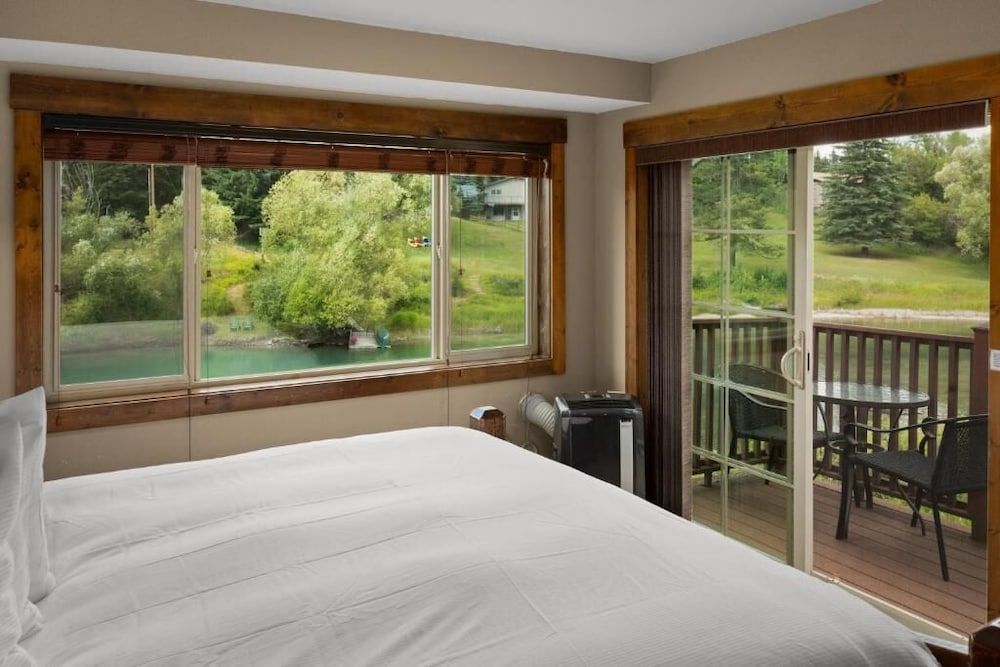 Duck Inn Lodge 3