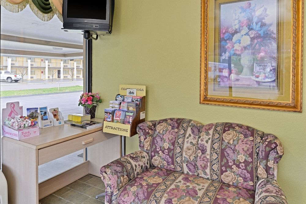 Americas Best Value Inn Dayton 2