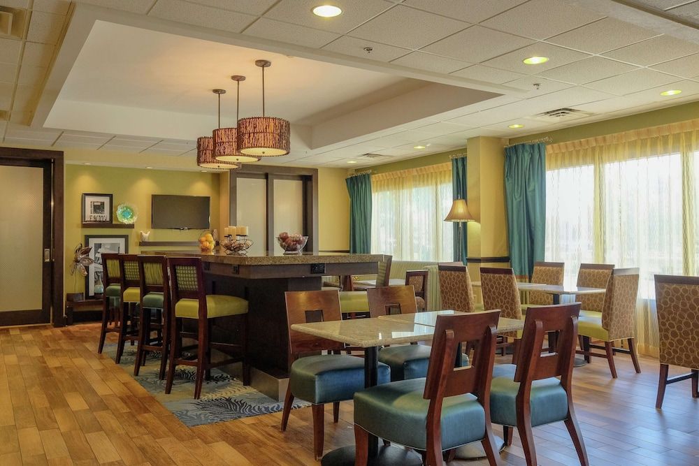 Hampton Inn Edenton 3