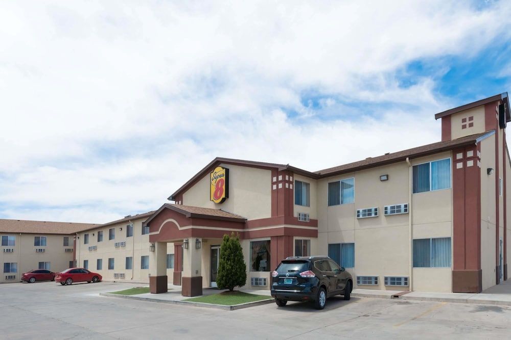 Super 8 by Wyndham Bernalillo 2 estrellas en Bernalillo