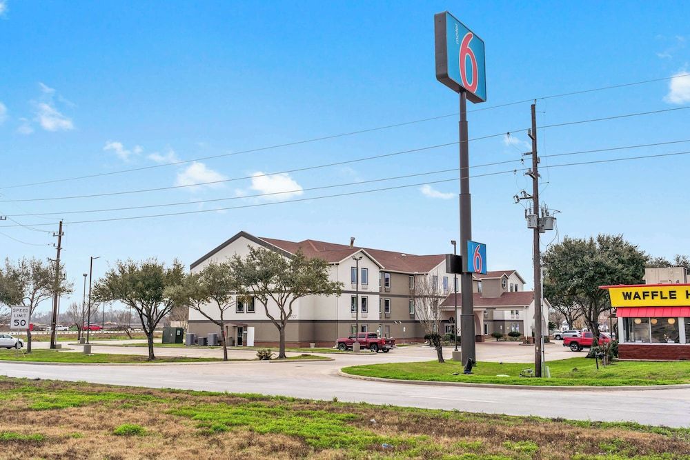 Motel 6 Rosenberg, TX 2 estrellas en Rosenberg