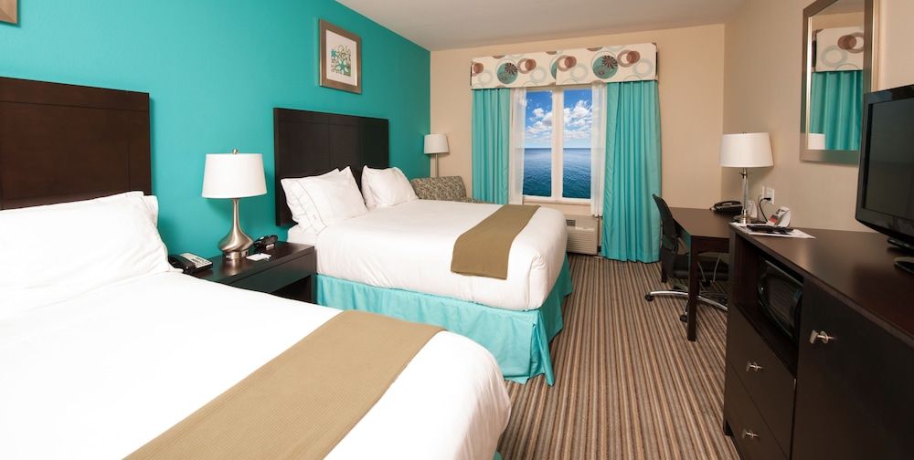 Holiday Inn Express & Suites Port Lavaca by IHG 3