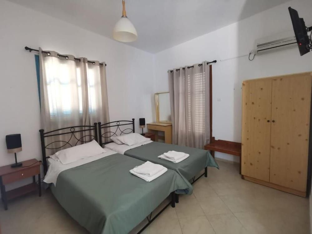 Nikos Hotel 3