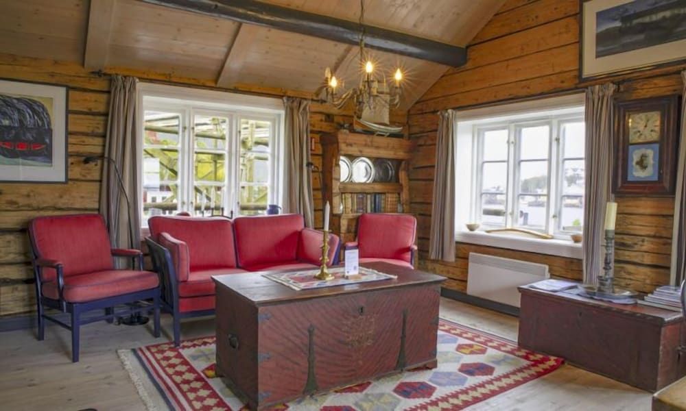 Reine Rorbuer - by Classic Norway Hotels -1 estrellas en Reine