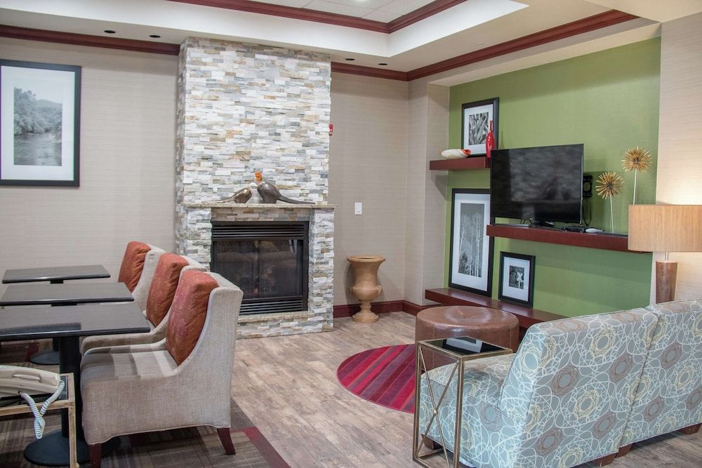 Hampton Inn Murphy 2