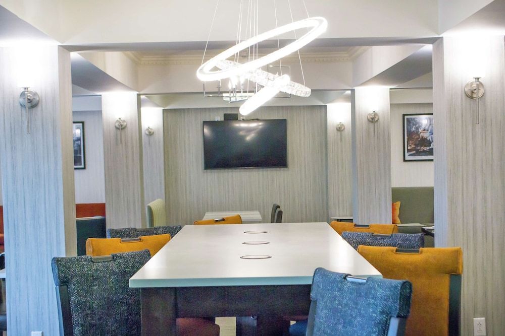 Hampton Inn Marion 3