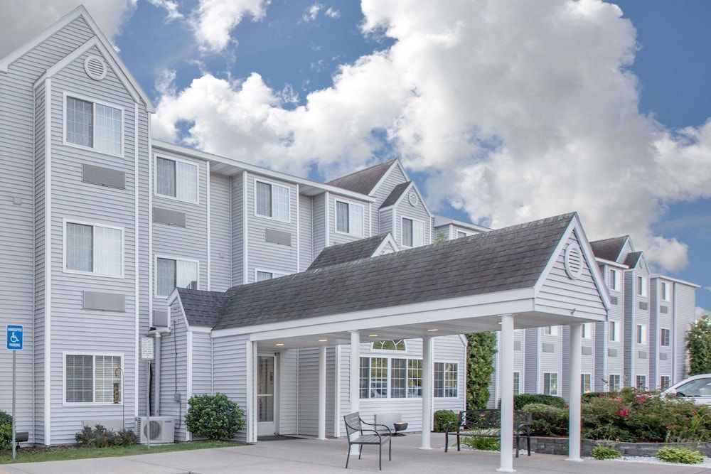 Microtel Inn & Suites by Wyndham Manistee 3 estrelas em Manistee