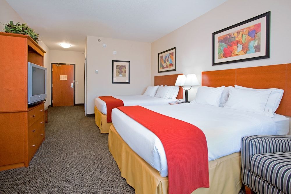 Holiday Inn Express Vernal-Dinosaurland by IHG 2