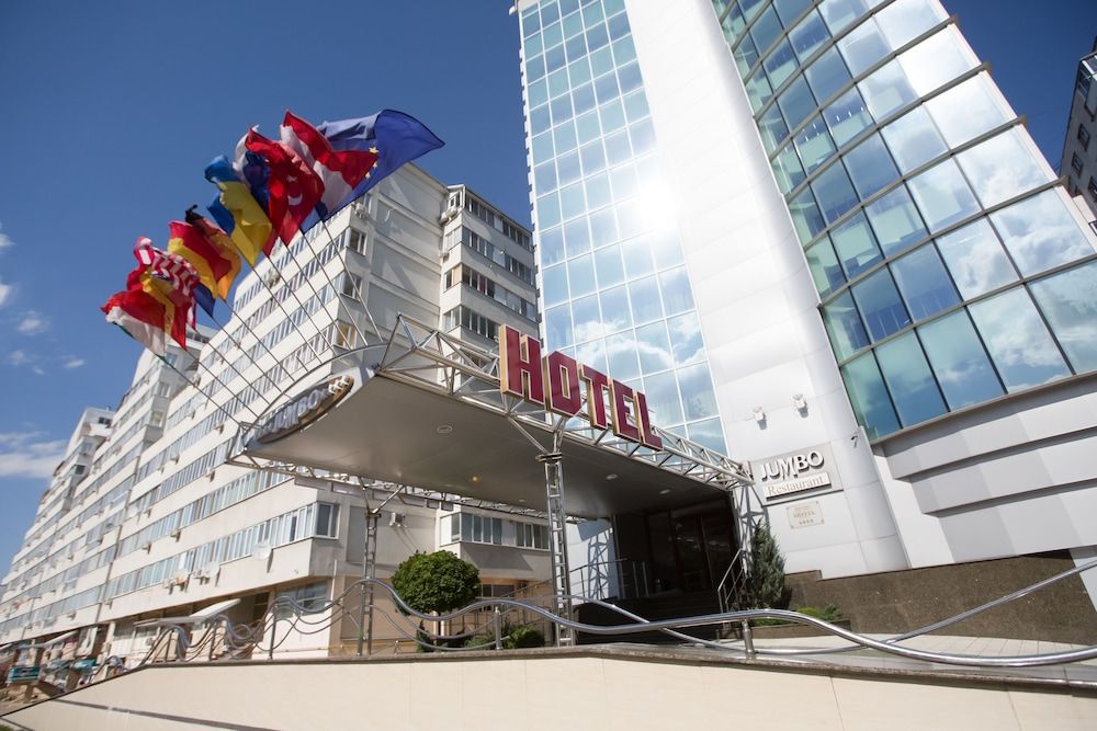 Jumbo Hotel 4 estrellas en Chişinău