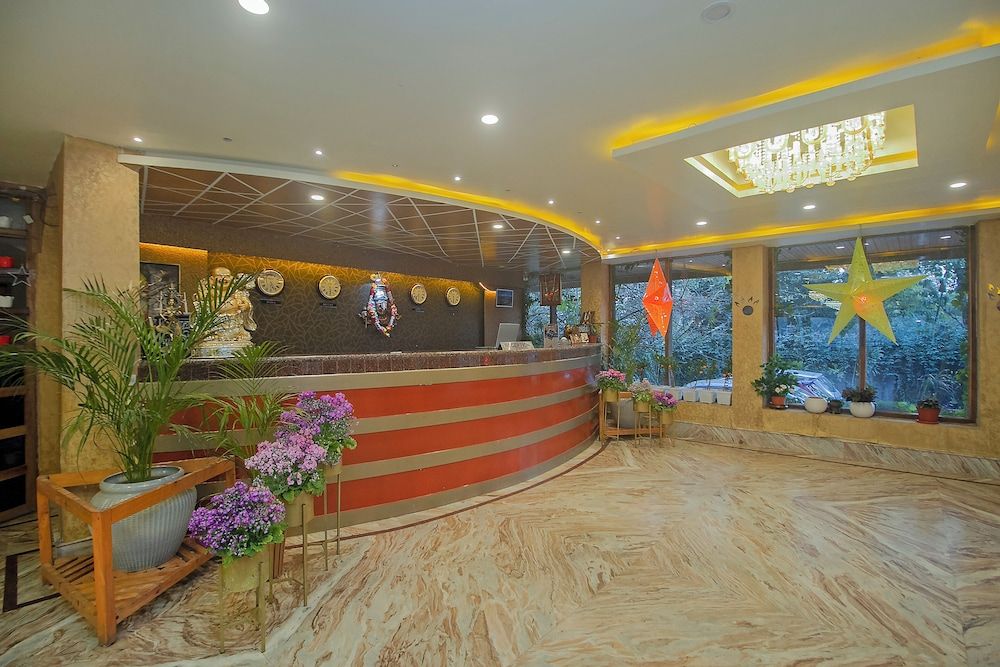 Mount Queens Hill Resort & Spa 2