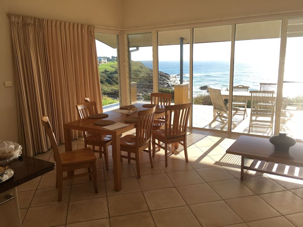 OceanScape Luxury Beachfront Villas 2