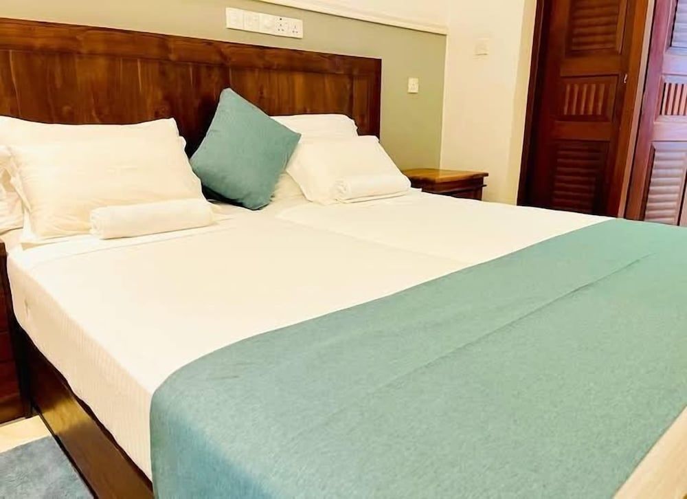 Grand Rockland Hotel 3