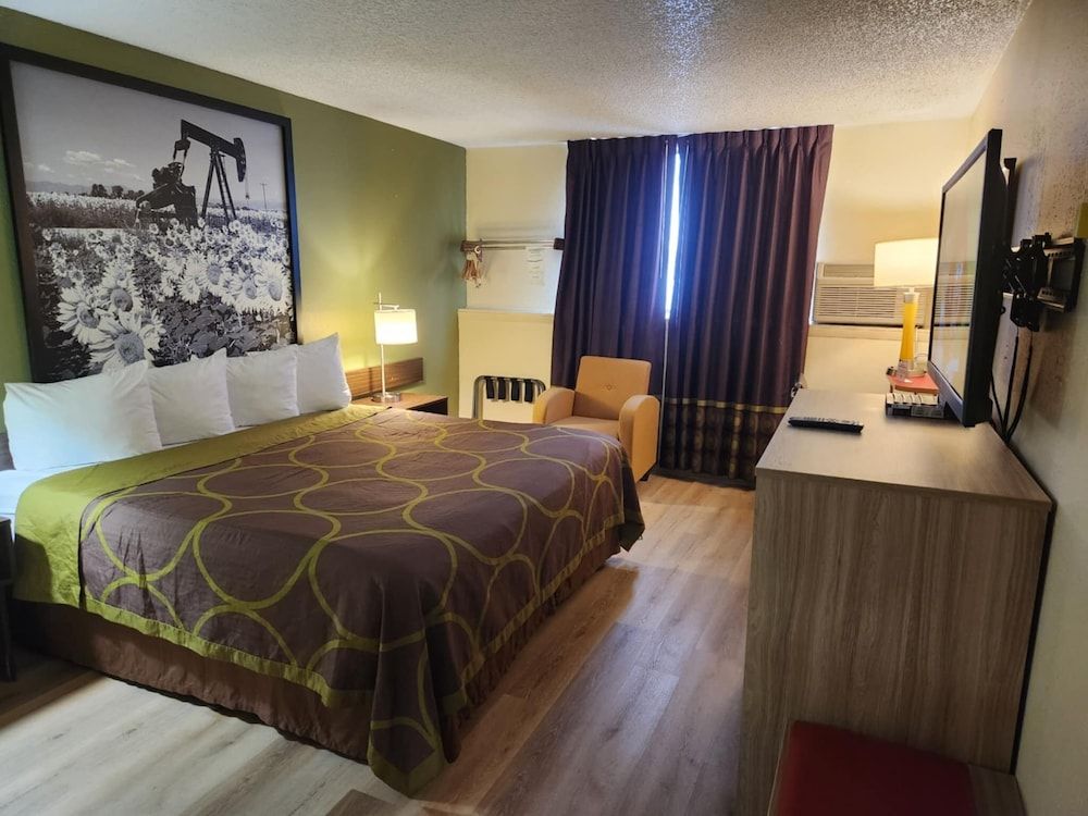 Super 8 by Wyndham Craig 3