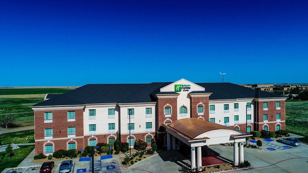 Holiday Inn Express & Suites Pampa by IHG 2 estrelas em Pampa