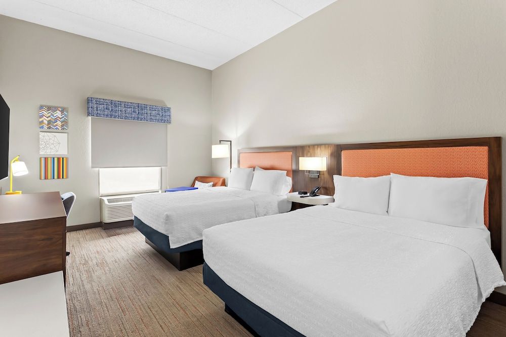 Hampton Inn & Suites Bolingbrook 3