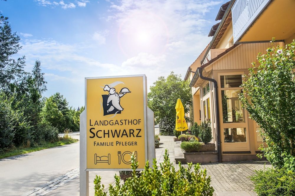 Landgasthof Schwarz 2 estrellas en Windsbach