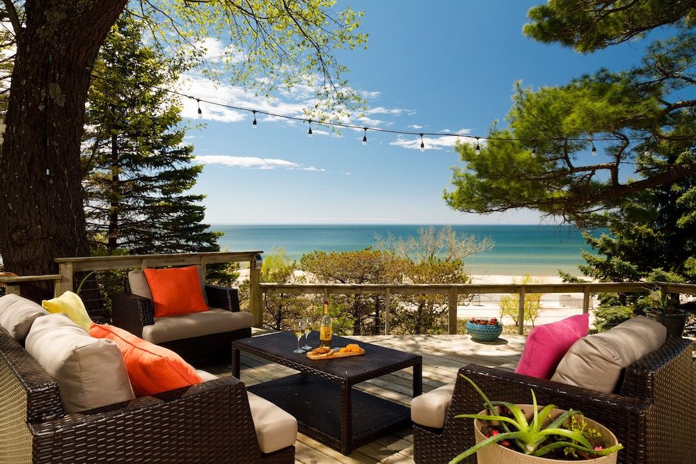 Looking Glass Beachfront Inn -1 estrellas en Grand Haven
