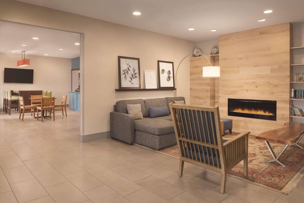 Country Inn & Suites by Radisson, Valparaiso, IN 3