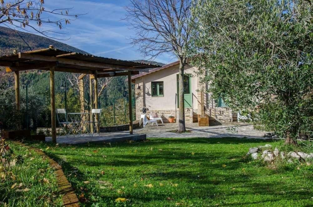 Le Voltarelle Bed & Breakfast -1 estrellas en Serra San Quirico