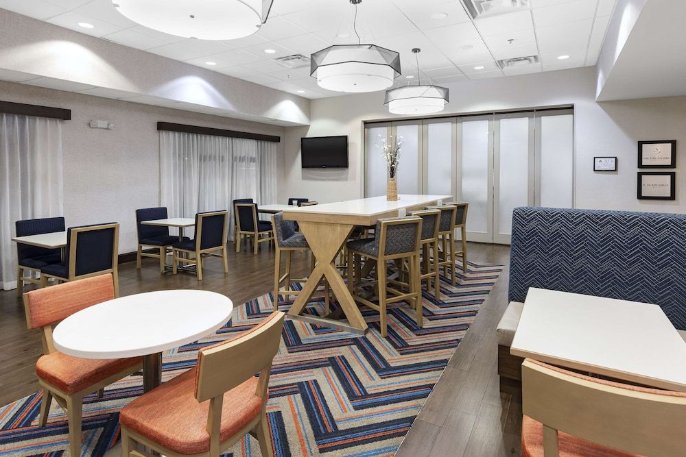 Hampton Inn Greenville 3