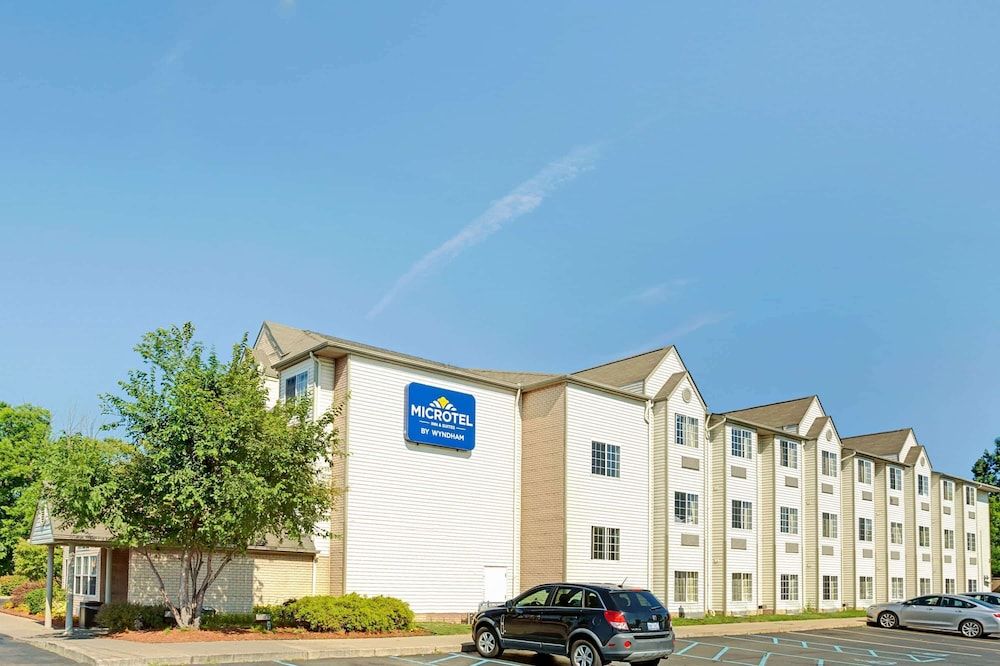 Microtel Inn & Suites by Wyndham Roseville/Detroit Area 2 étoiles à Roseville