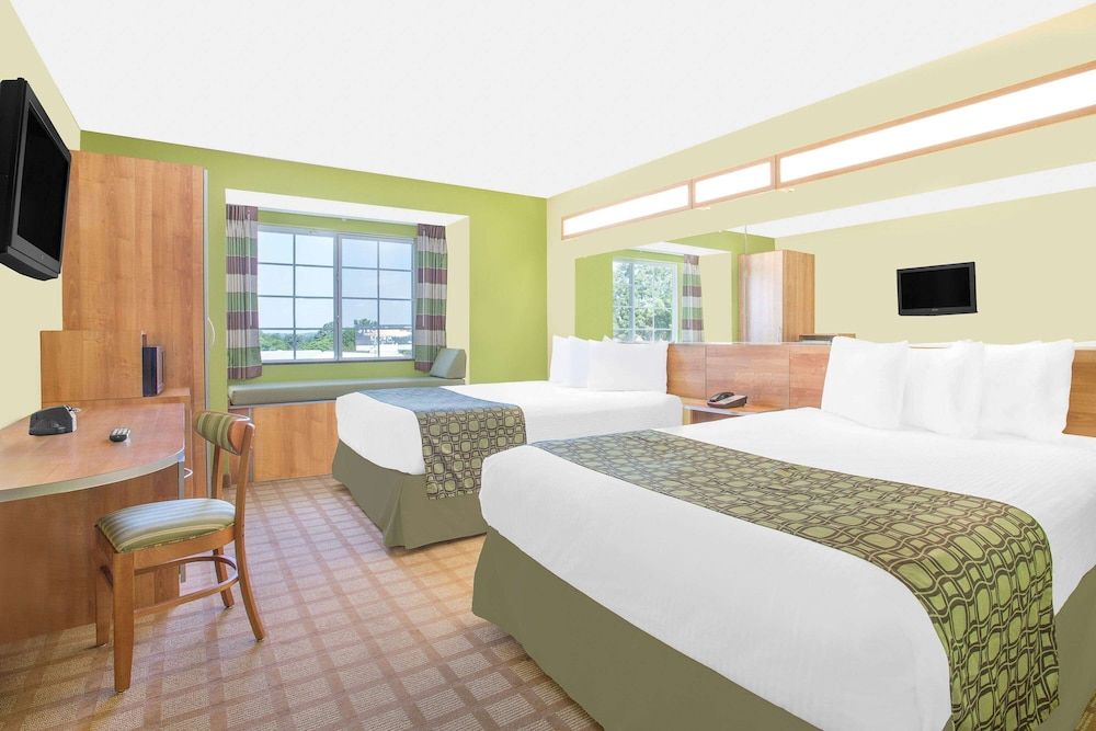 Microtel Inn & Suites by Wyndham Tuscumbia/Muscle Shoals 3