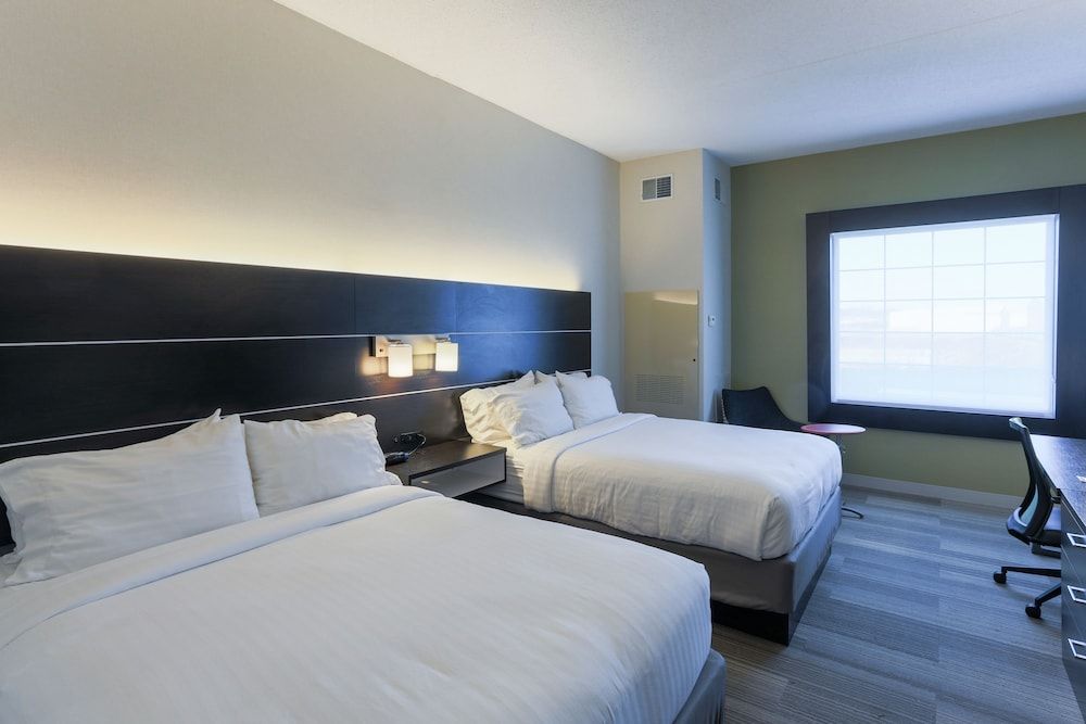 Holiday Inn Express & Suites Reading by IHG 3