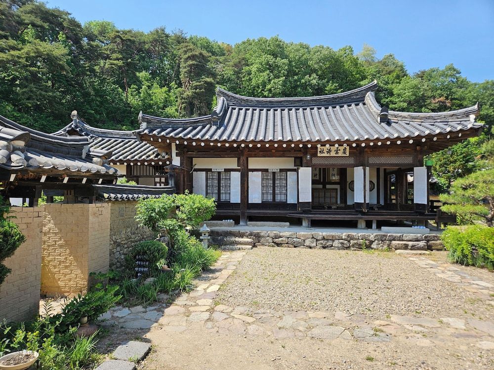 Tohyang Gotaek -1 estrellas en Bonghwa