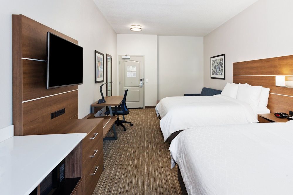 Holiday Inn Express & Suites Rome-East by IHG 2