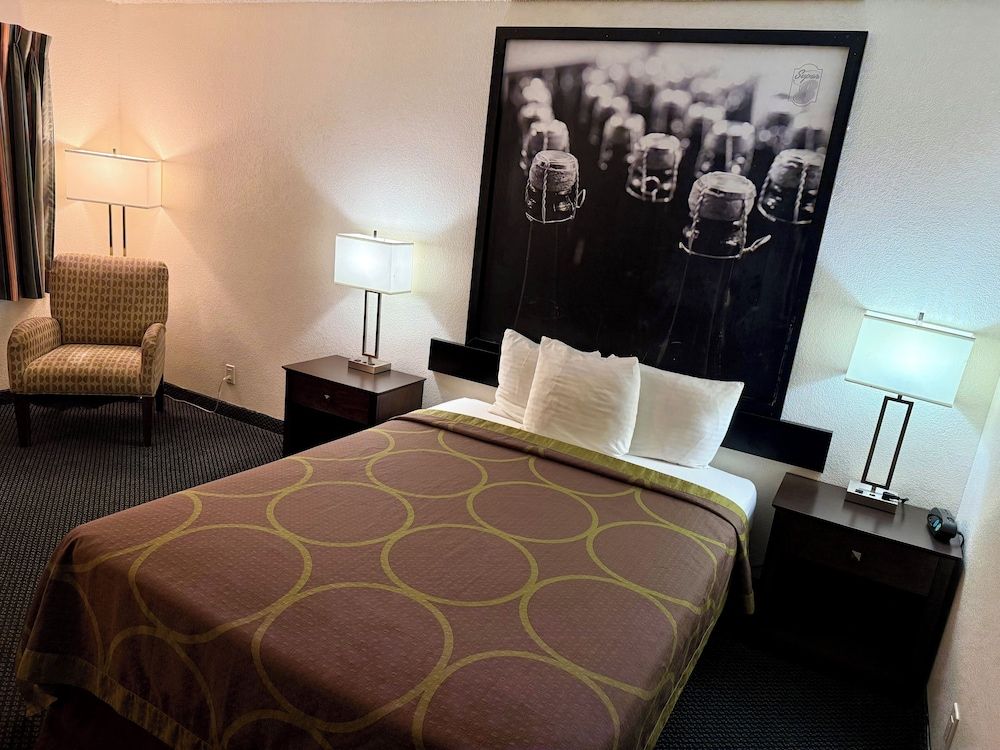 Super 8 by Wyndham Selma/Fresno Area 3