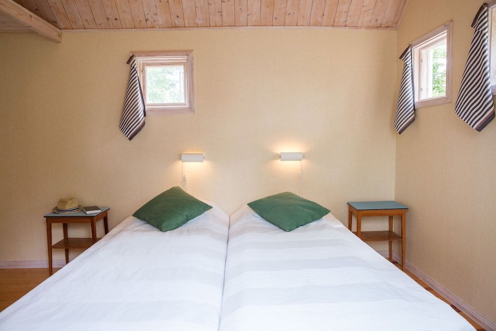 Ljugarn Semesterby 3