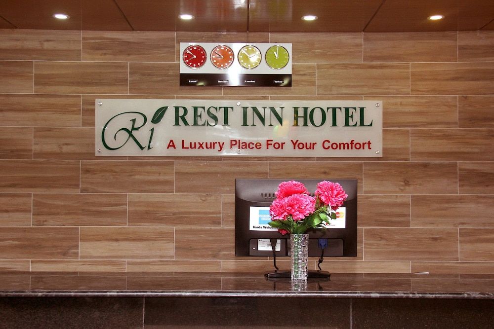 Restinn Hotel & Restaurant 2