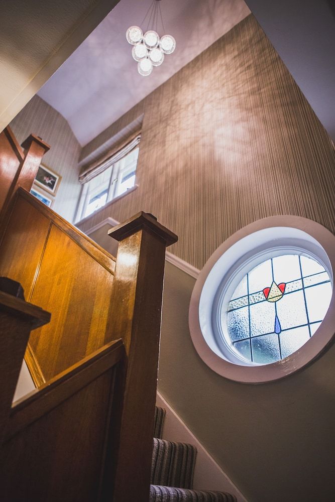 Burton Lodge Guest House and Spa 2