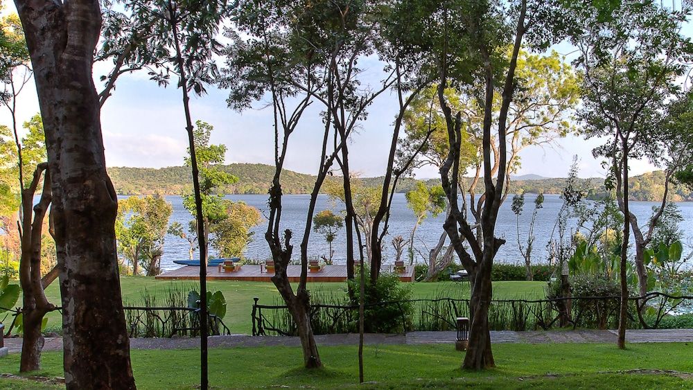 Deer Park Hotel -1 estrellas en Giritale