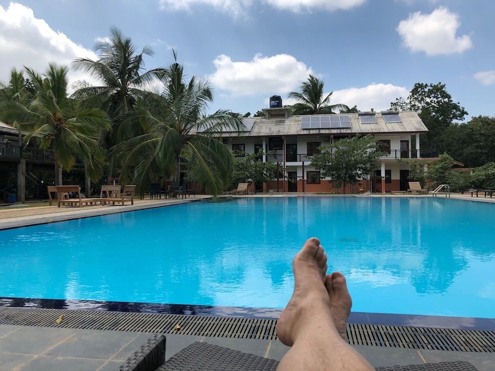 Hotel 4 U Saliya Garden 3 estrellas en Anuradhapura