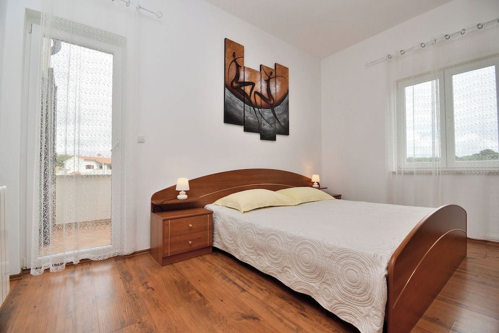 Apartment Marinko 2
