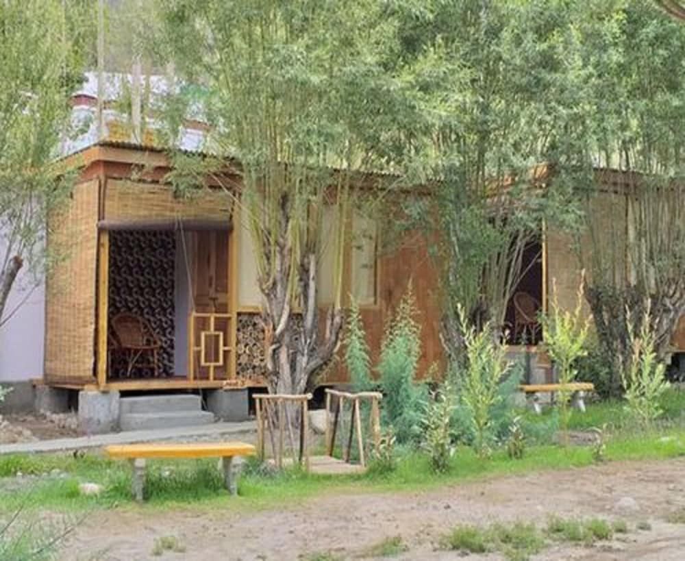 The Wooden Nest 2