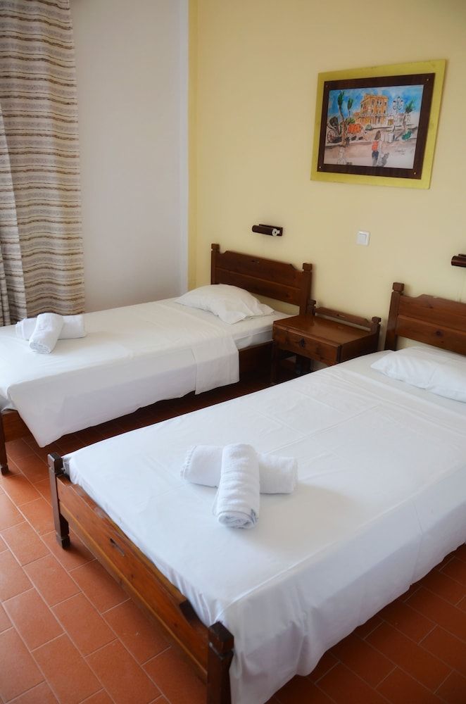 Vagia Beach Apartments 3