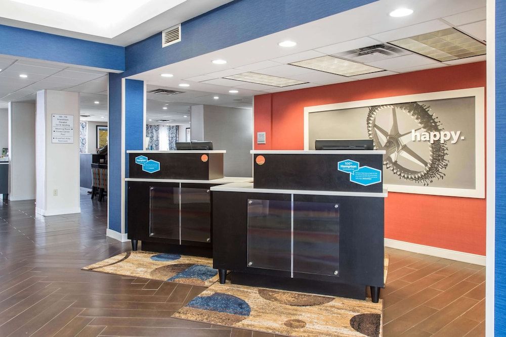 Hampton Inn Douglas 3