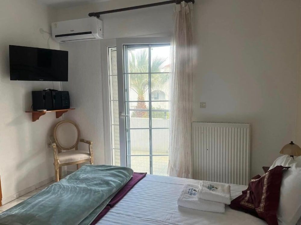 Villa Askamnia and Suites 3