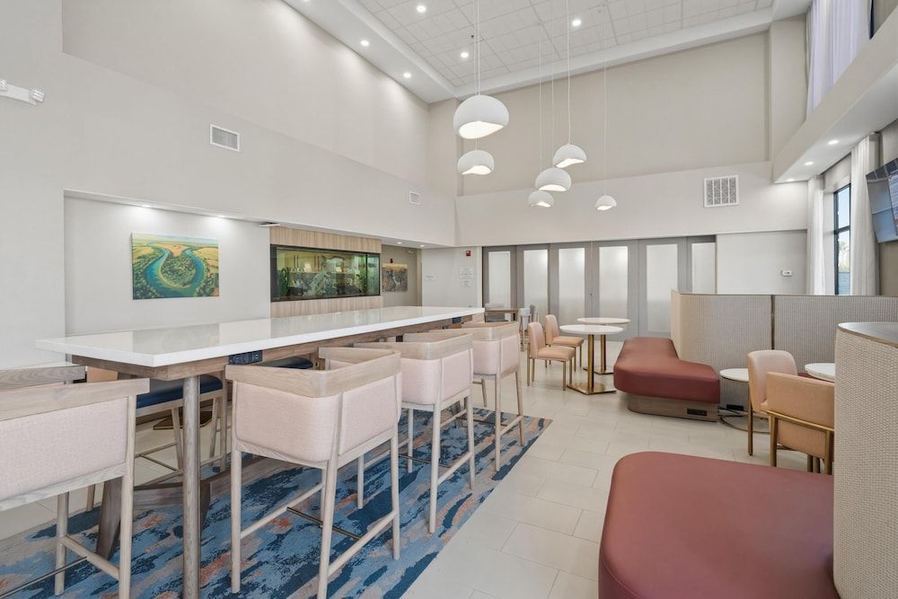 Hampton Inn & Suites Pharr 3