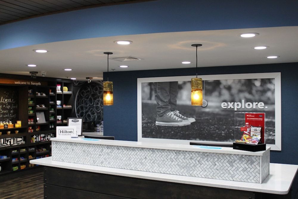 Hampton Inn by Hilton Forsyth 3