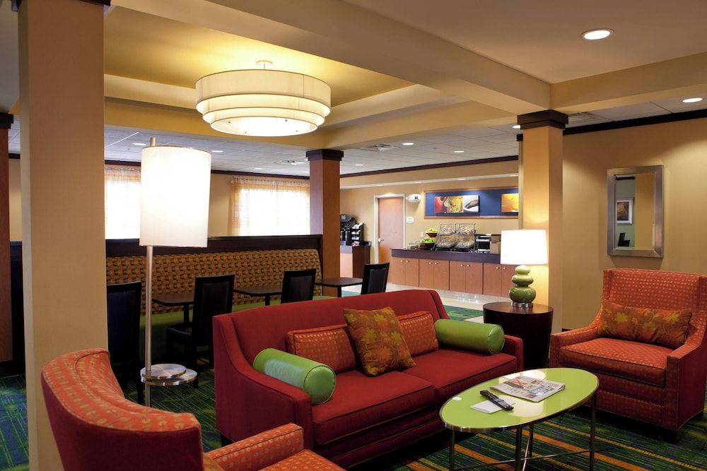 Fairfield Inn & Suites Flint Fenton 3