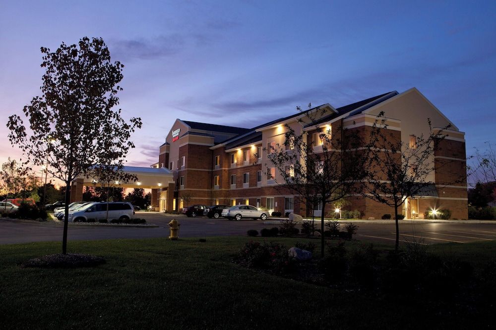 Fairfield Inn & Suites Flint Fenton 3 estrellas en Fenton