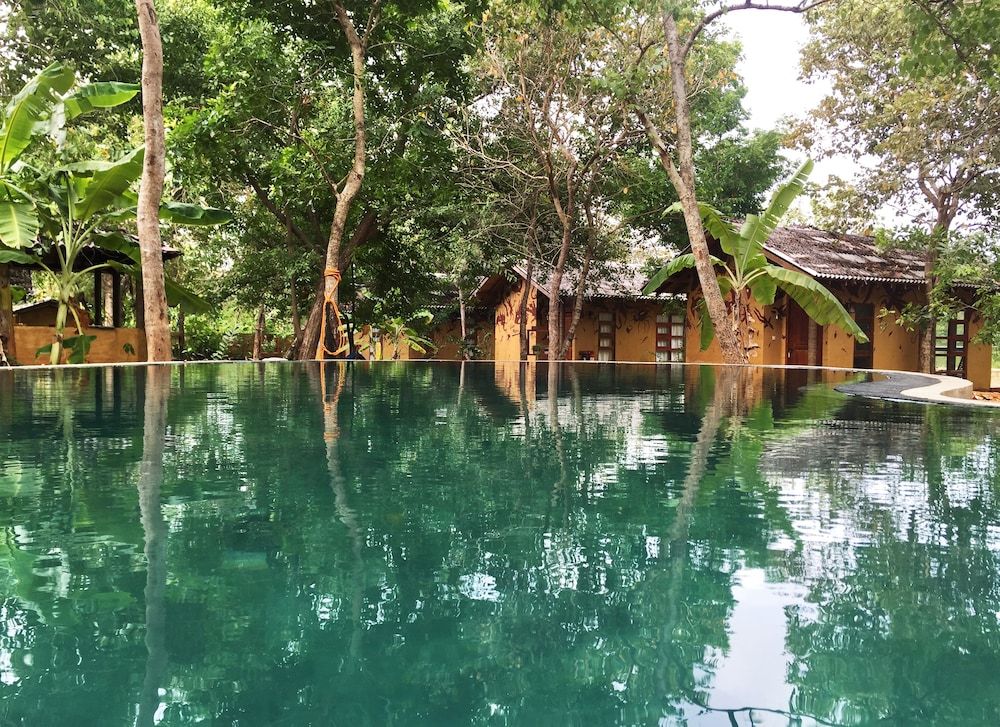 Sat Nam Village Hotel 3