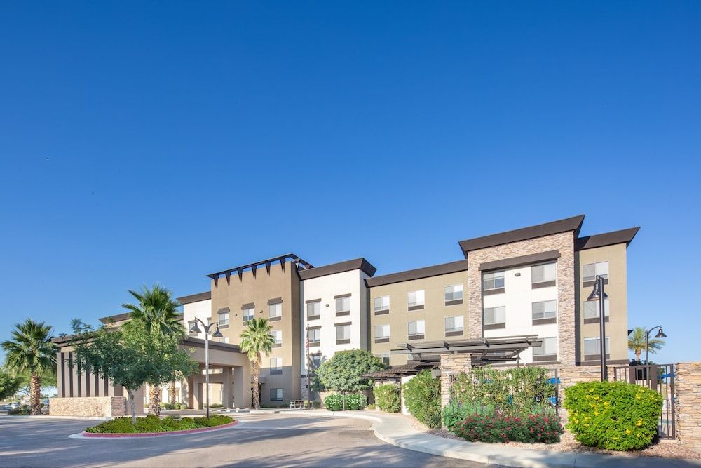 Holiday Inn Express Surprise by IHG 2 estrelas em Surprise