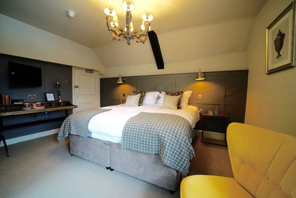 The Bull Hotel 3